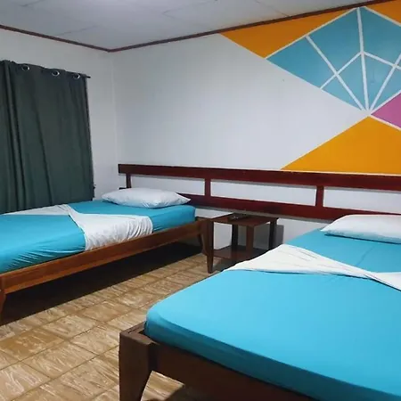 Cabinas Palmer Makanda Cahuita Exterior photo