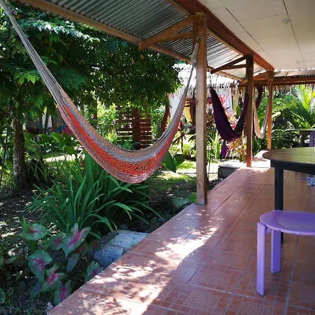 Cabinas Palmer Makanda Cahuita Exterior photo